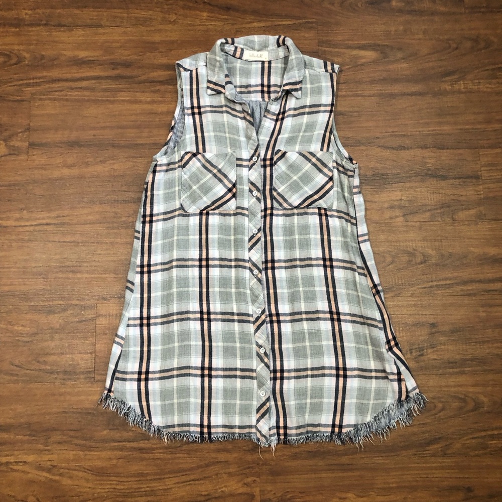 Bella Dahl Blue/Gray and Pink Plaid Sleeveless Shirt